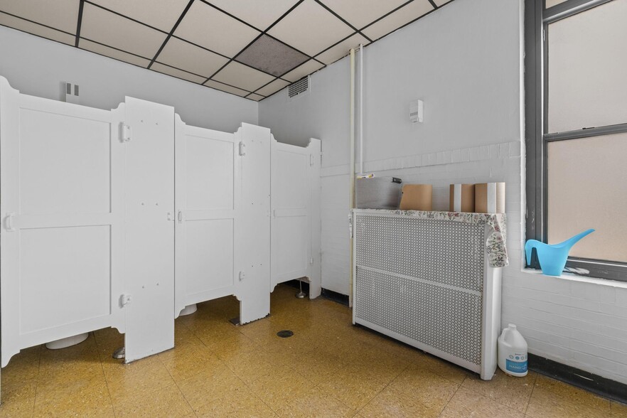 More Photos Of 21 Davidson Ave, Buffalo Schools For Sale