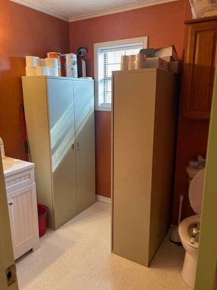 More Photos Of 1611 S Greenwood Ave, Fort Smith Office Residential For Sale