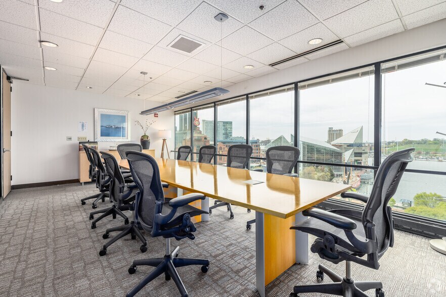 More Photos Of 400 E Pratt St, Baltimore Coworking Space