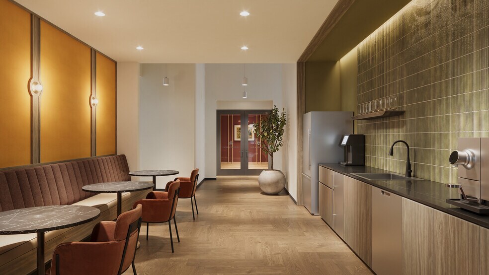 More Photos Of 107 Greenwich St, New York Coworking Space