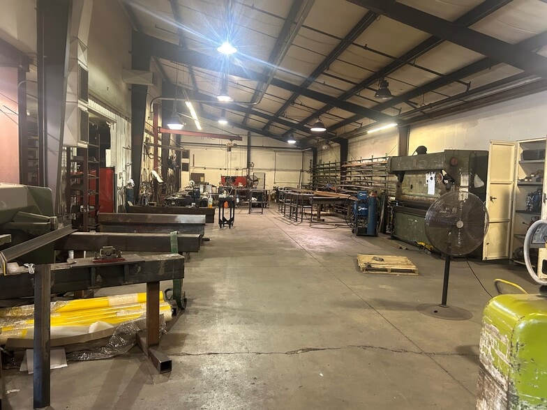 More Photos Of 5455 SE Alexander St, Hillsboro Industrial For Sale