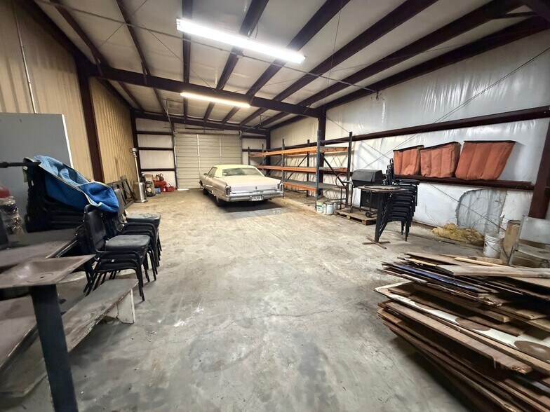 More Photos Of 1330 Bammel Rd, Houston Industrial For Sale