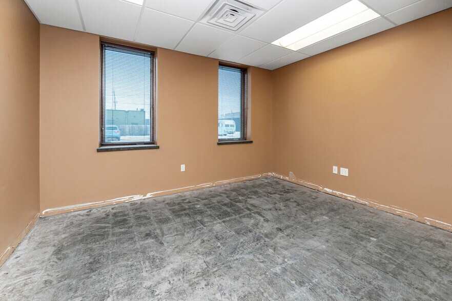 More Photos Of 1320 1st Ave N, Fargo Loft Creative Space For Sale