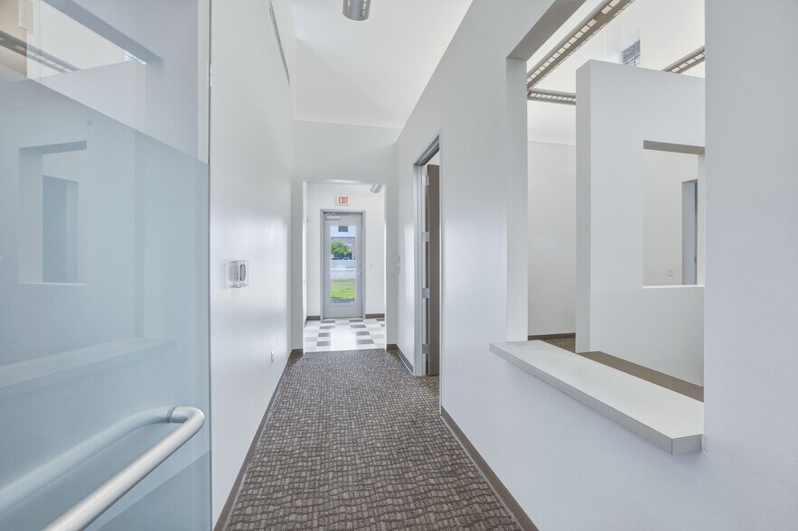 More Photos Of 12171 W Parmer Ln, Cedar Park Medical For Lease