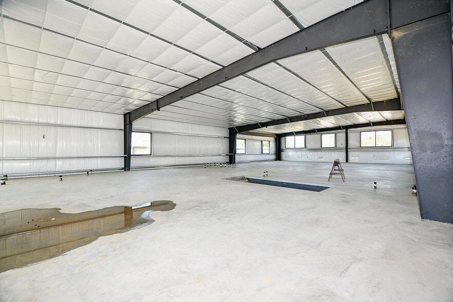 More Photos Of 5713 13th St, Katy Unknown For Lease