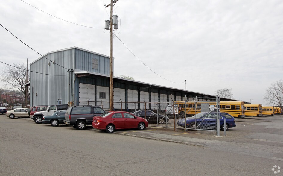More Photos Of 28 Mccandless Ave, Pittsburgh Truck Terminal For Lease