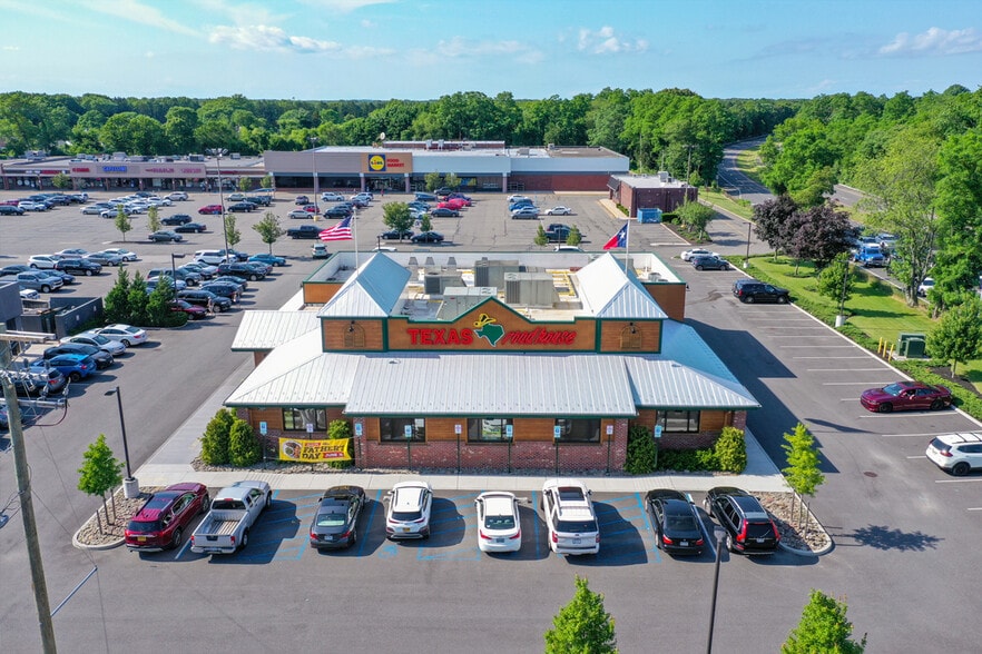 More Photos Of 201-343 Middle Country Rd, Selden Unknown For Sale