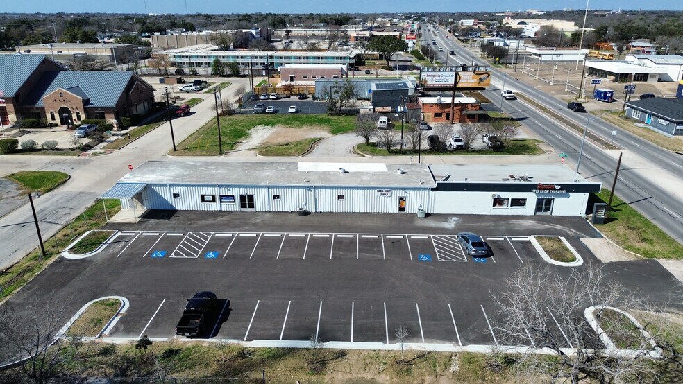 Primary Photo Of 2600-2604 S Texas Ave, Bryan Storefront For Lease