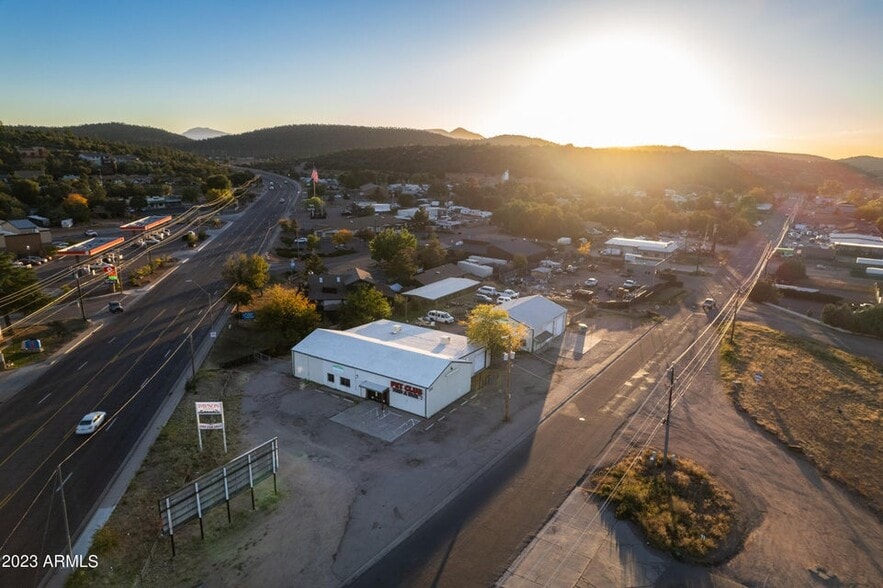 More Photos Of 101 W Aero Dr, Payson General Retail For Lease