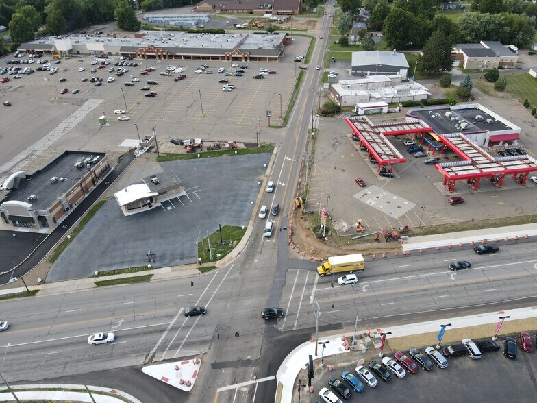 More Photos Of 5101 Tuscarawas St W, Canton Land For Lease