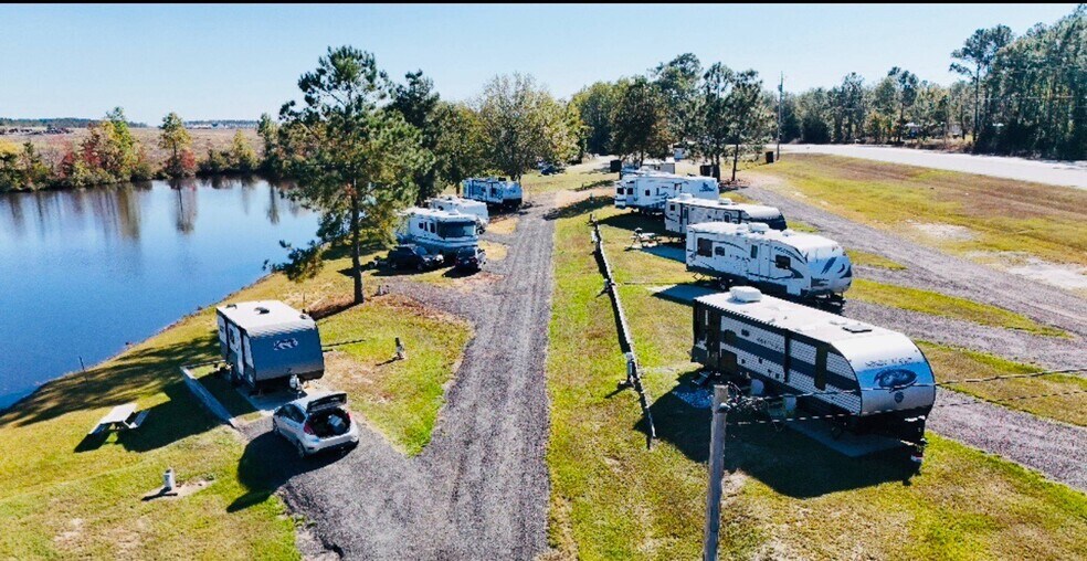 More Photos Of 7512 Hatch Pkwy N, Baxley Specialty For Sale