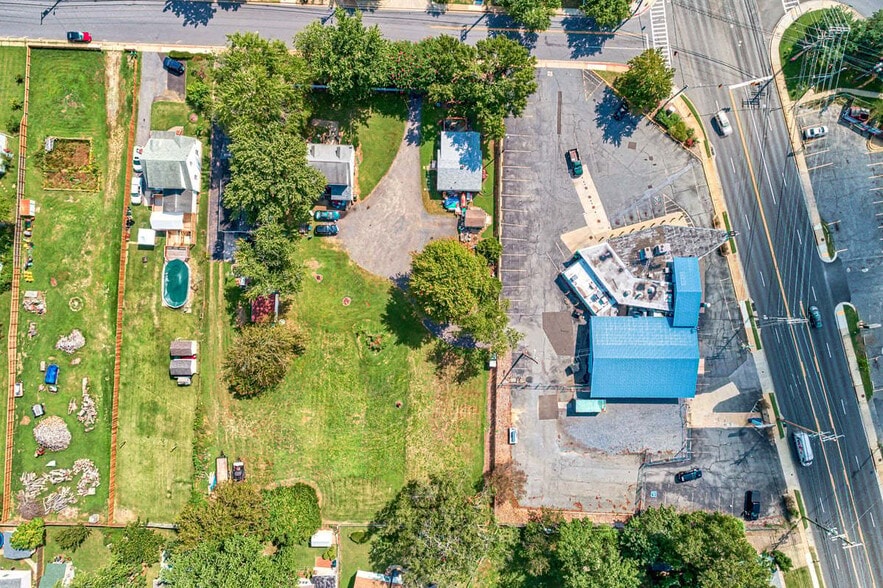 More Photos Of 1300 Forest Dr, Annapolis Restaurant For Sale