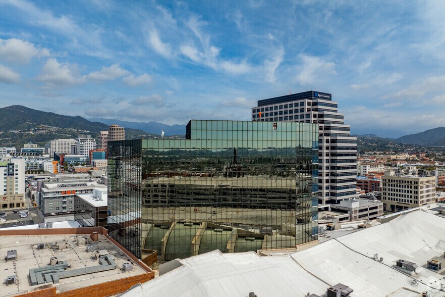 More Photos Of 100 W Broadway, Glendale Office For Lease