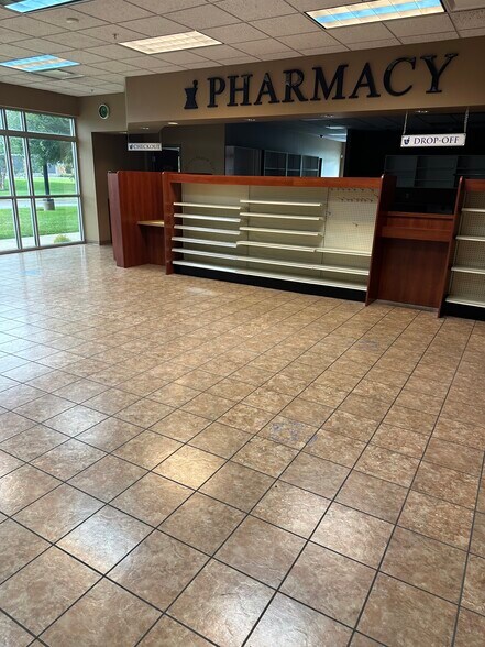 More Photos Of 165 Natchez Trace Ave, Bowling Green Medical For Lease