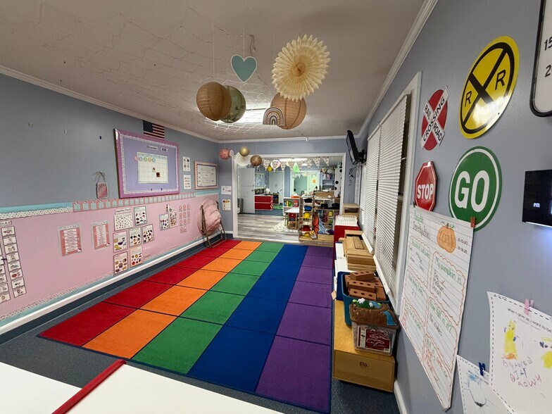 More Photos Of 4168 S Main St, Acworth Daycare Center For Sale