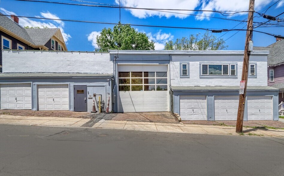 More Photos Of 16 Moreland St, Somerville Service For Sale