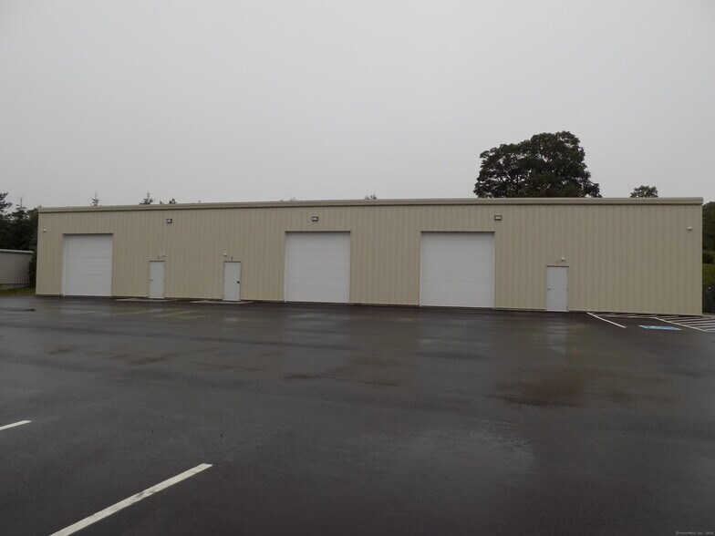 Primary Photo Of 4 Lassy ct, Terryville Warehouse For Lease