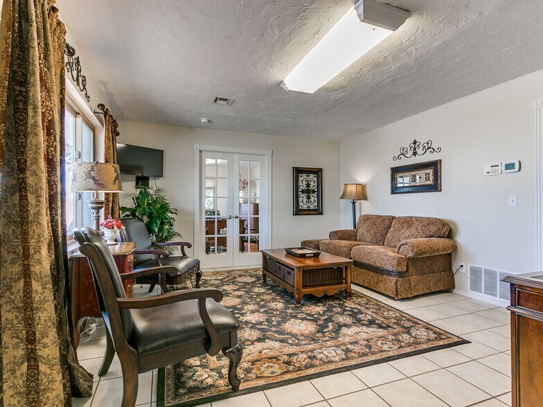 More Photos Of 16446 NE 23rd St, Choctaw Office Residential For Sale