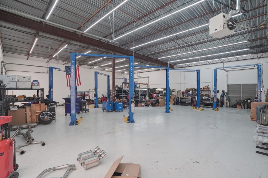 More Photos Of 890 Fernhill Rd, West Chester Warehouse For Sale