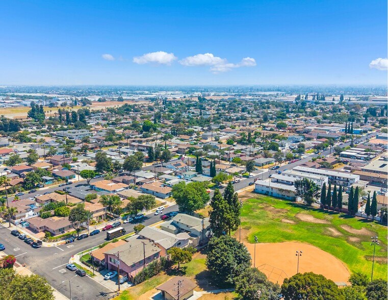 More Photos Of 1109 S Spruce St, Montebello Apartments For Sale