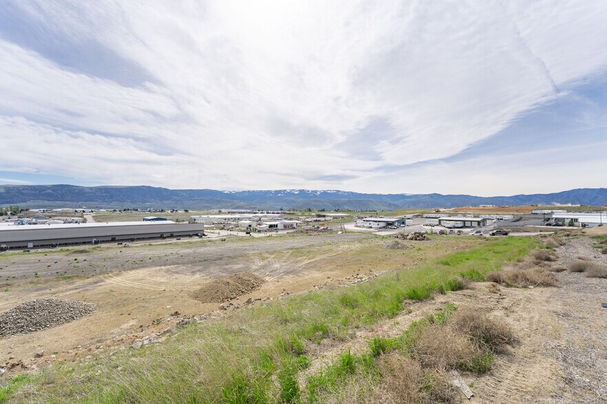 More Photos Of 501 Urban Industrial Way, East Wenatchee Land For Sale