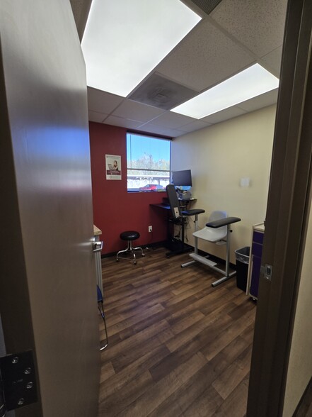 More Photos Of 6344 E Broadway Rd, Mesa Medical For Lease