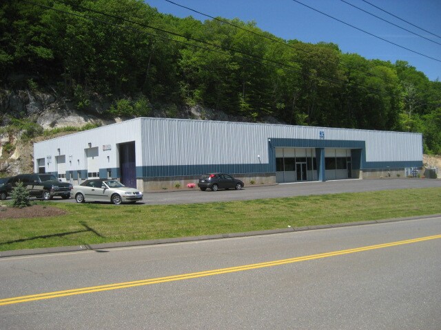 More Photos Of 53 Lancaster Dr, Beacon Falls Warehouse For Sale