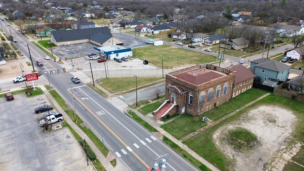 More Photos Of 3907 Lee St, Greenville Religious Facility For Lease