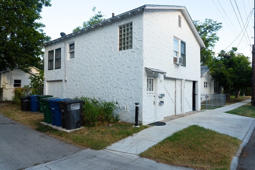 More Photos Of 133 W Huisache Ave, San Antonio Multifamily For Sale
