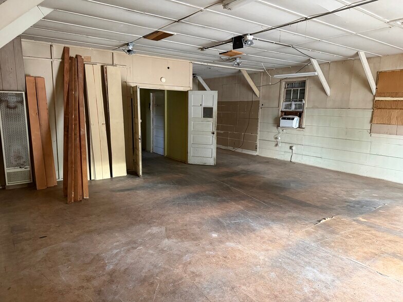 More Photos Of 217 Percy Ave, Yuba City Storefront For Sale
