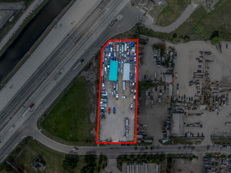 More Photos Of 13800 NW 112th ave, Hialeah Gardens Land For Sale