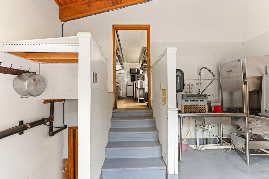 More Photos Of 400 Main st, Ouray Restaurant For Lease