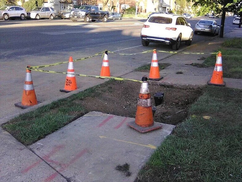More Photos Of 2038 Grant Ave, Philadelphia Specialty For Sale