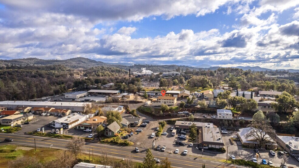 More Photos Of 19478 Village Dr, Sonora Flex For Sale