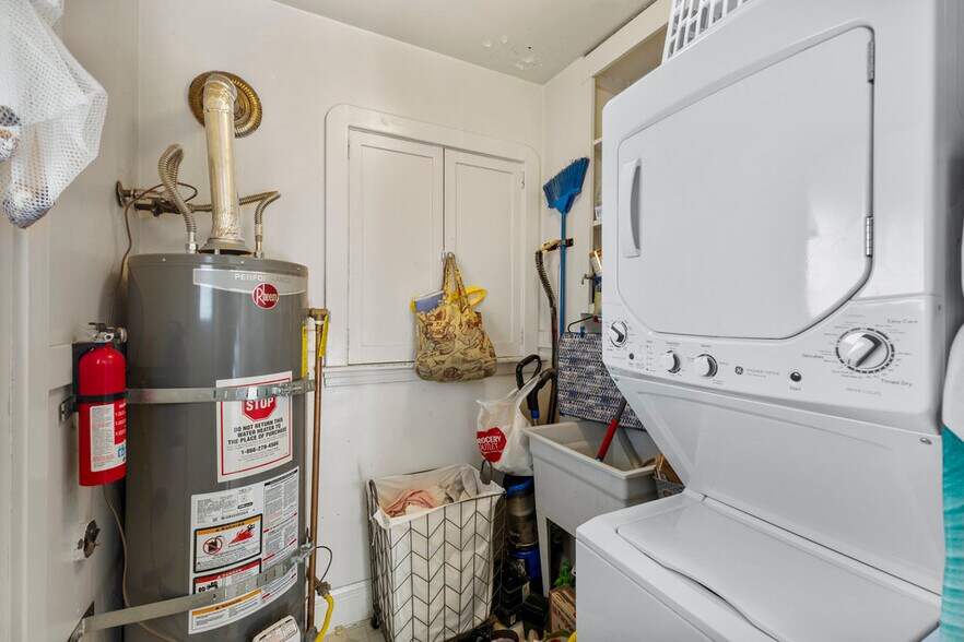 More Photos Of 2900 Barrett Ave, Richmond Multifamily For Sale