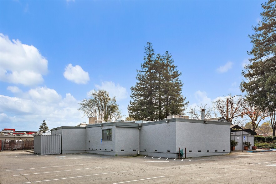 More Photos Of 2154 San Ramon Valley Blvd, San Ramon Restaurant For Sale