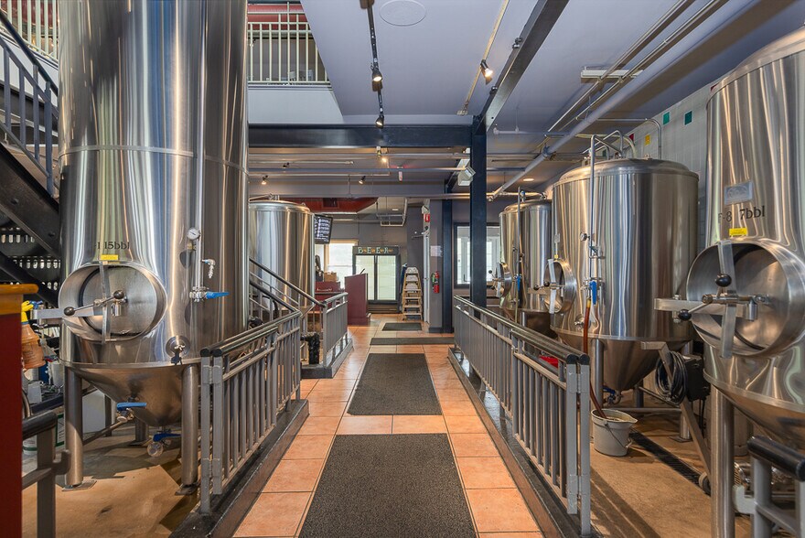 More Photos Of 3 Main St, New Paltz Restaurant For Sale