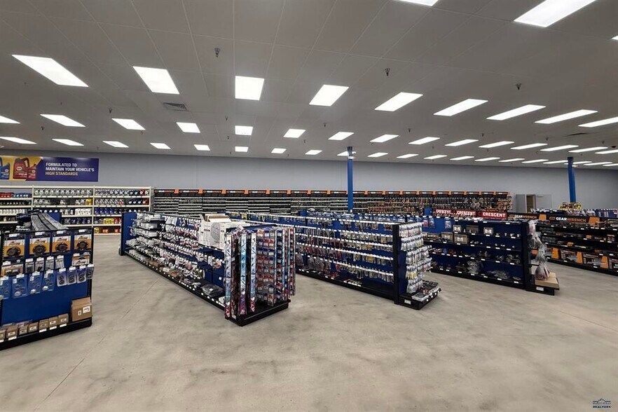 More Photos Of 1845 Haines Ave, Rapid City Freestanding For Sale