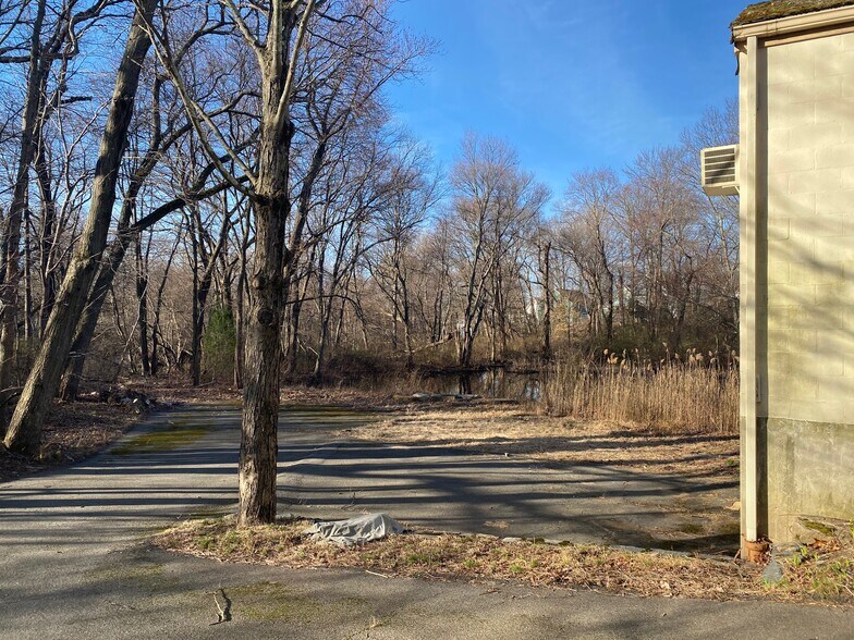 More Photos Of 81 Hawthorne St, East Weymouth Service For Sale