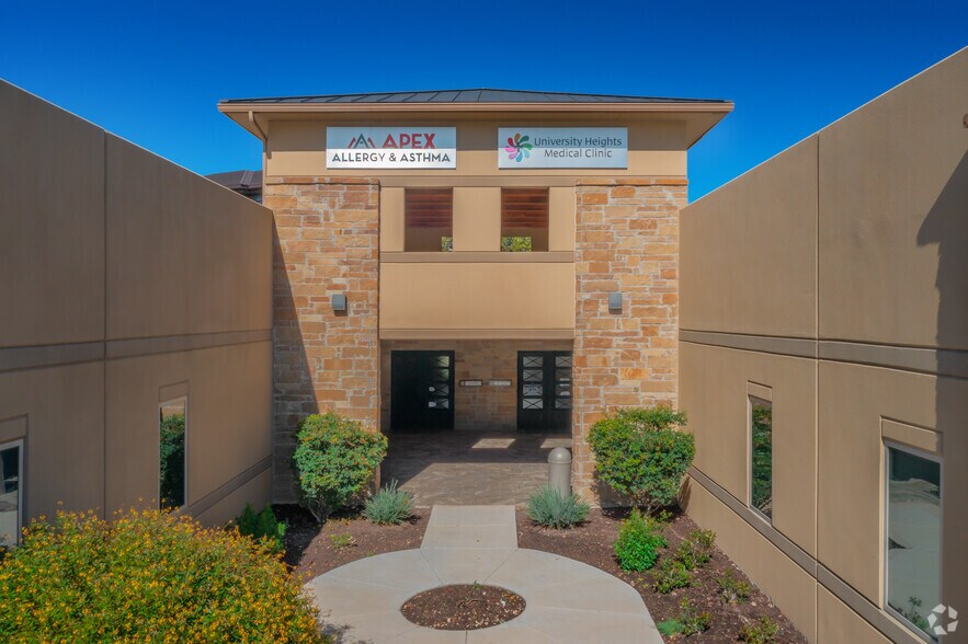 More Photos Of 5718 University Heights Blvd, San Antonio Office For Sale