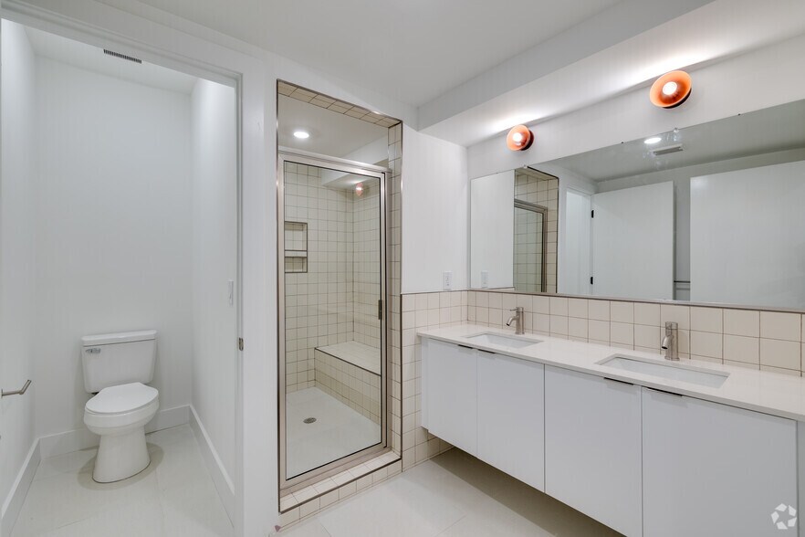 More Photos Of 2007 Cambridge St, Philadelphia Apartments For Sale