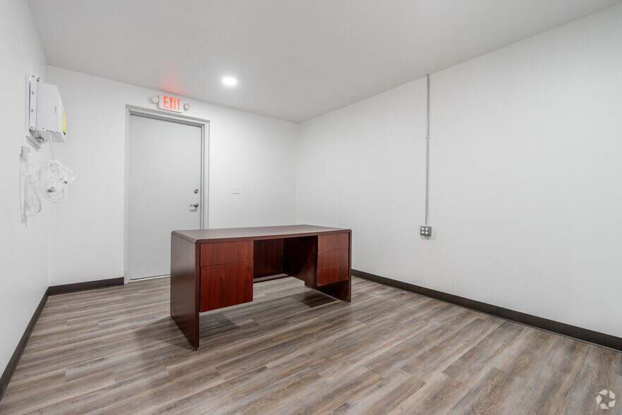 More Photos Of 979 Stonecrest Rd, Argyle Unknown For Sale