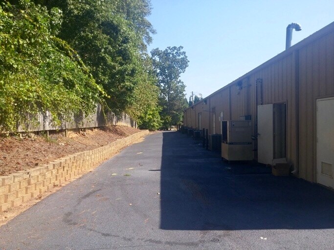 More Photos Of 1920 Hudson Bridge Rd, Stockbridge Unknown For Sale