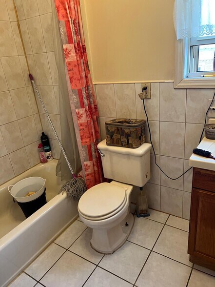 More Photos Of 142 Passaic St, Passaic Storefront Retail Residential For Sale