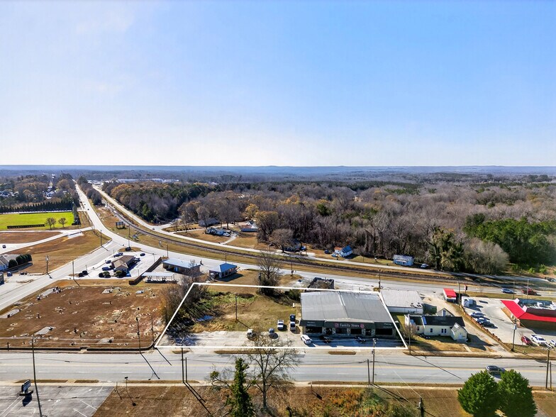 More Photos Of 467 Cross Anchor Rd, Woodruff Freestanding For Sale