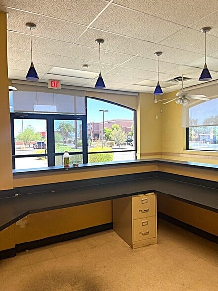More Photos Of 1804 W Elliot Rd, Tempe Medical For Sale