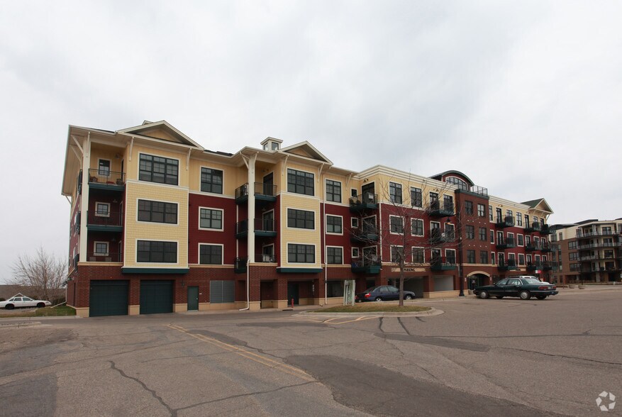 More Photos Of 4100 Spring St, Spring Park Storefront Retail Residential For Lease