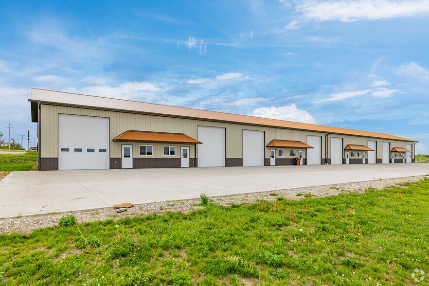 Primary Photo Of 606 Stagecoach Rd, Grinnell Industrial For Lease