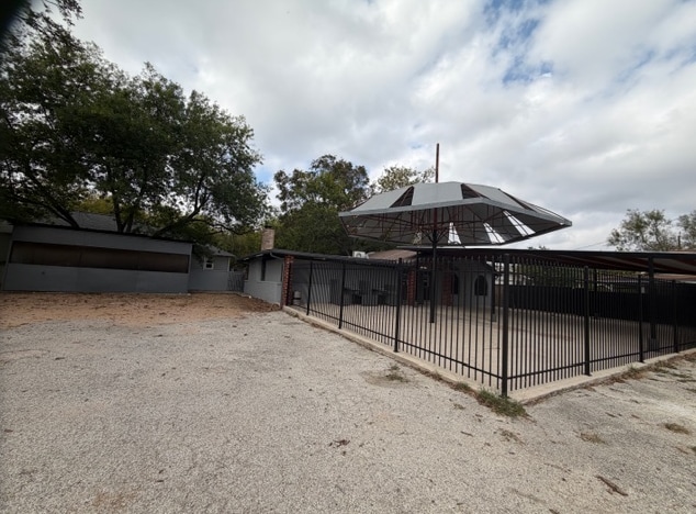 More Photos Of 2011 Mission Rd, San Antonio Restaurant For Lease