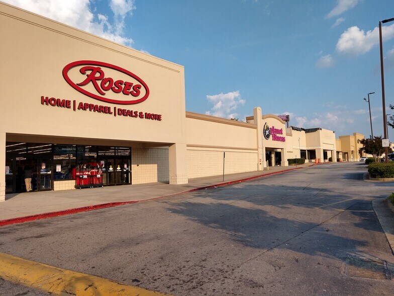 More Photos Of 1950-1994 Mt Zion Rd, Morrow Unknown For Lease